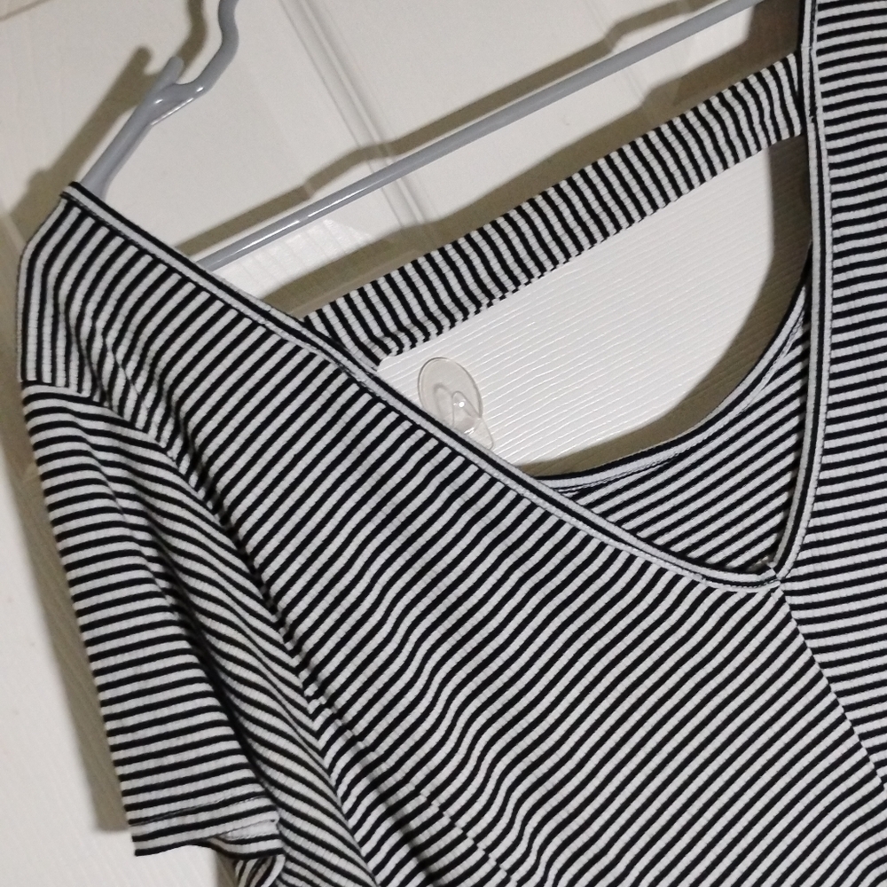 Torrid Striped Ribbed Knit Top - Picture 6 of 11